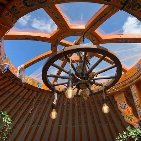Mongolian Yurt Near Mont Blanc Luksusowy namiot